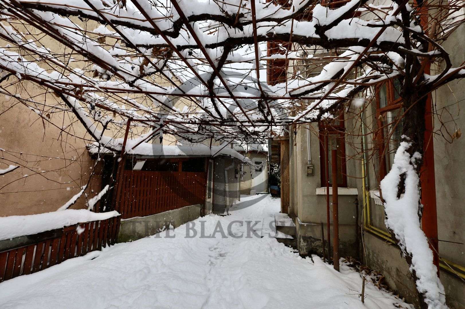 Casa interbelica de vanzare | Ultracentral, Ploiesti | COMISION 0% - Poză 12