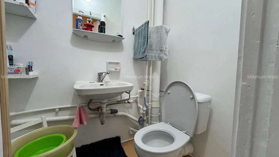 Comion 0%. Apartament trei camere, doua bai, Tractorul. - Poză 6