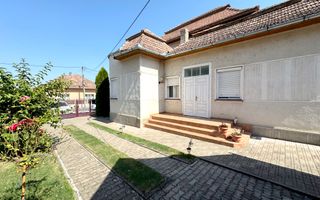 Casa cu 4 camere/teren 396mp/Garaj/Str.Stefan Augustin. - Poză 3