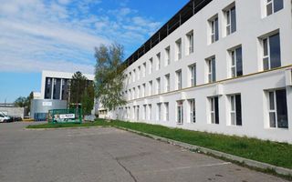 Garsoniera Str Poienelor, zona Carpatilor. - Poză 1