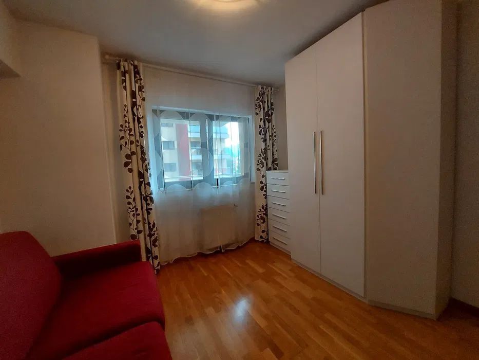 Zona judetean apartament cu 3 camere mobilat si utilat 550 euro - Poză 5
