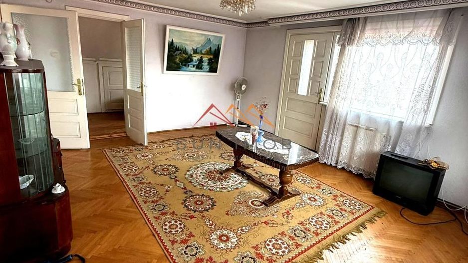 Vila 7 camere, an 1984, garaj, terasa, teren 604 m2, Poiana Campina,PH - Poză 2