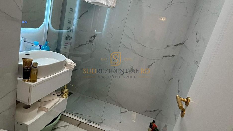 Apartament cu 3 camere,mobilat si utilat premium, gata de mutare,Salaj - Poză 9