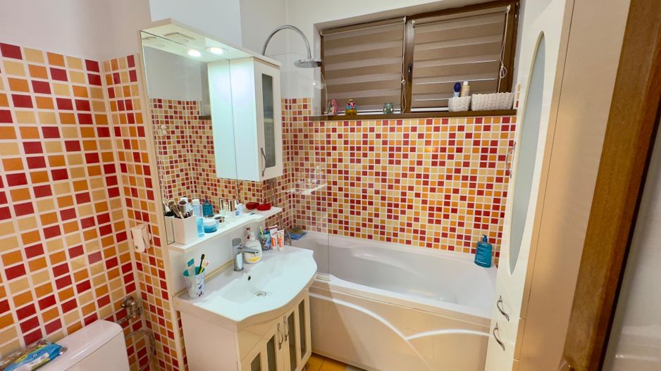 Vanzare casa 4 camere tip duplex Otopeni - Odaile, P+1+Pod, curte proprie ! - Poză 22