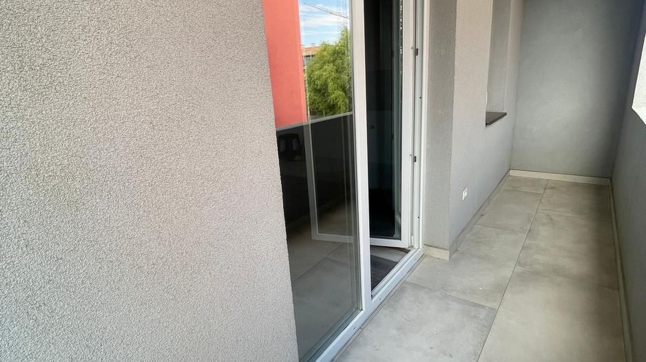 Giroc-Eso | De Inchiriat | 2 Camere | Nemobilat | Loc de parcare - Poză 7