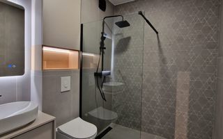 Apartament lux 80 mp utili 3 camere 2 bai si parcare subterana - Poză 11