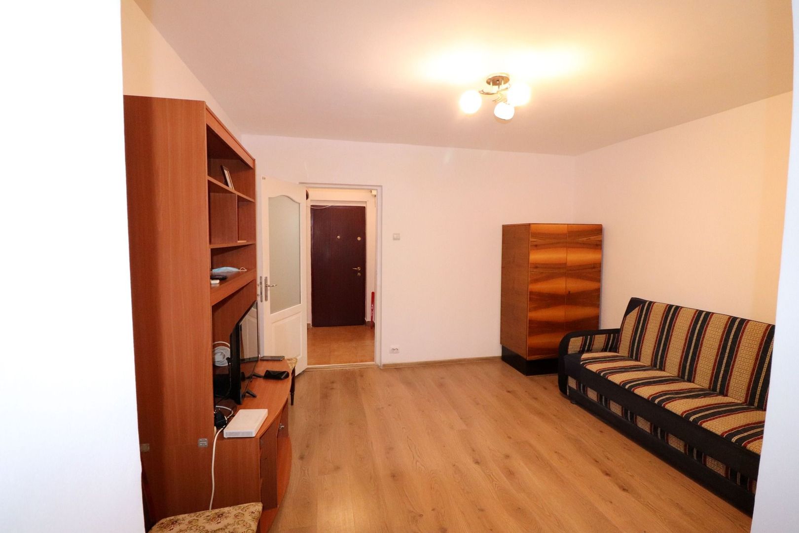 Garsoniera zona Titan - Parc IOR - Parc C-tin Brancusi - Poză 1