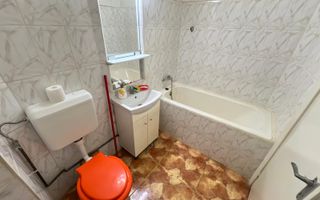 Ap 2 cam , zona Circumvalatiunii, etaj intermediar, decomandat - Poză 9