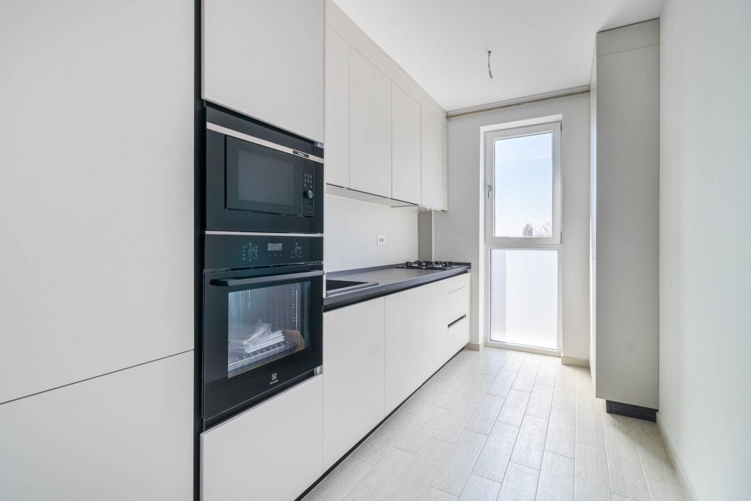 Apartament 3 camere Sisesti - vedere catre lac - Poză 6