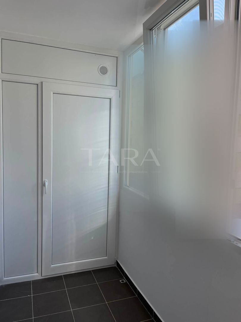 Apartament modern cu 3 camere, balcon închis, boxă, zona Eroilor. - Poză 10