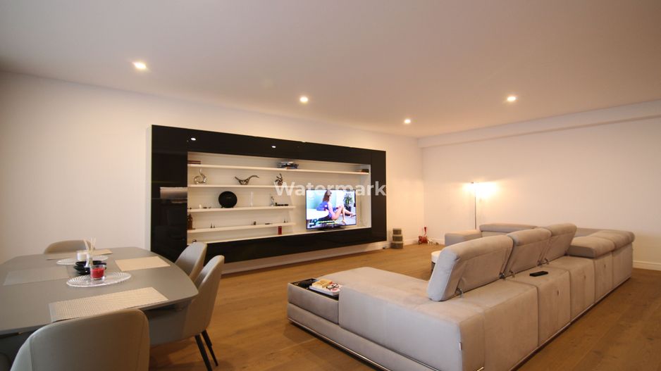 Apartament cu 4 camere de vânzare în zona Herastrau - Poză 5