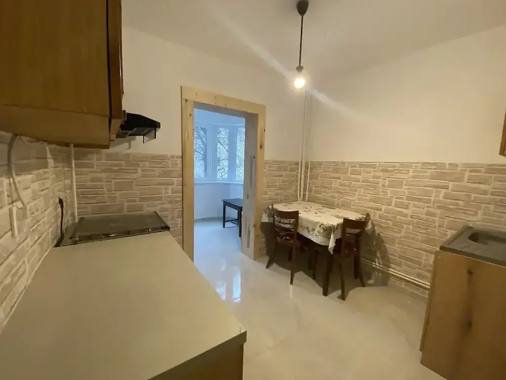 De inchiriat apartament cu 2 cam, zona I. C. Frimu, 353 euro - Poză 2