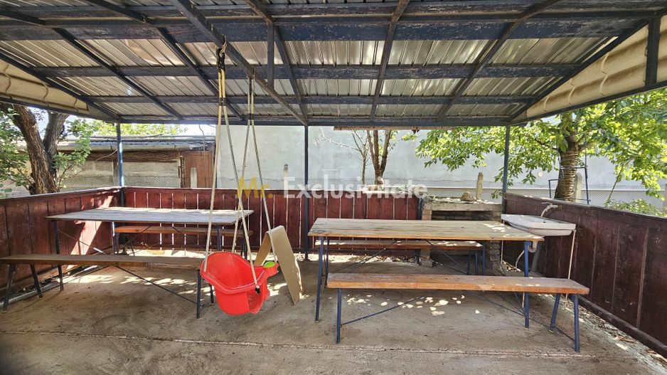 Vila generoasa cu piscina,garaj subteran si curte cu terasa-Turda - Poză 7
