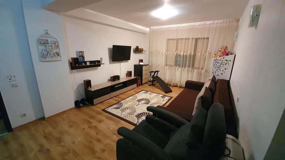 Apartament cu 2 camere - 62mpu - Parter - Loc de parcare - 1 Decembrie - Poză 1