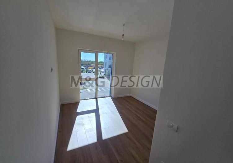 Apartament cu 2 camere  Mehala bloc nou - Poză 3