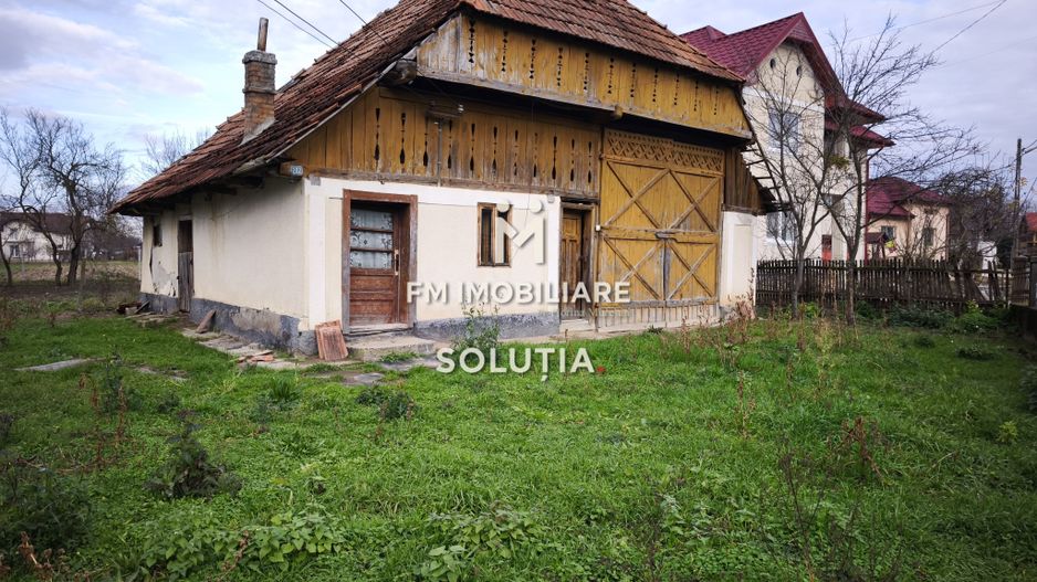 Casă de vânzare cu 10 ari teren -Central-Miresu Mare! - Poză 1