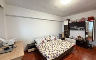 Garsoniera spatioasa, etaj intermediar, zona Garii - Poză 1