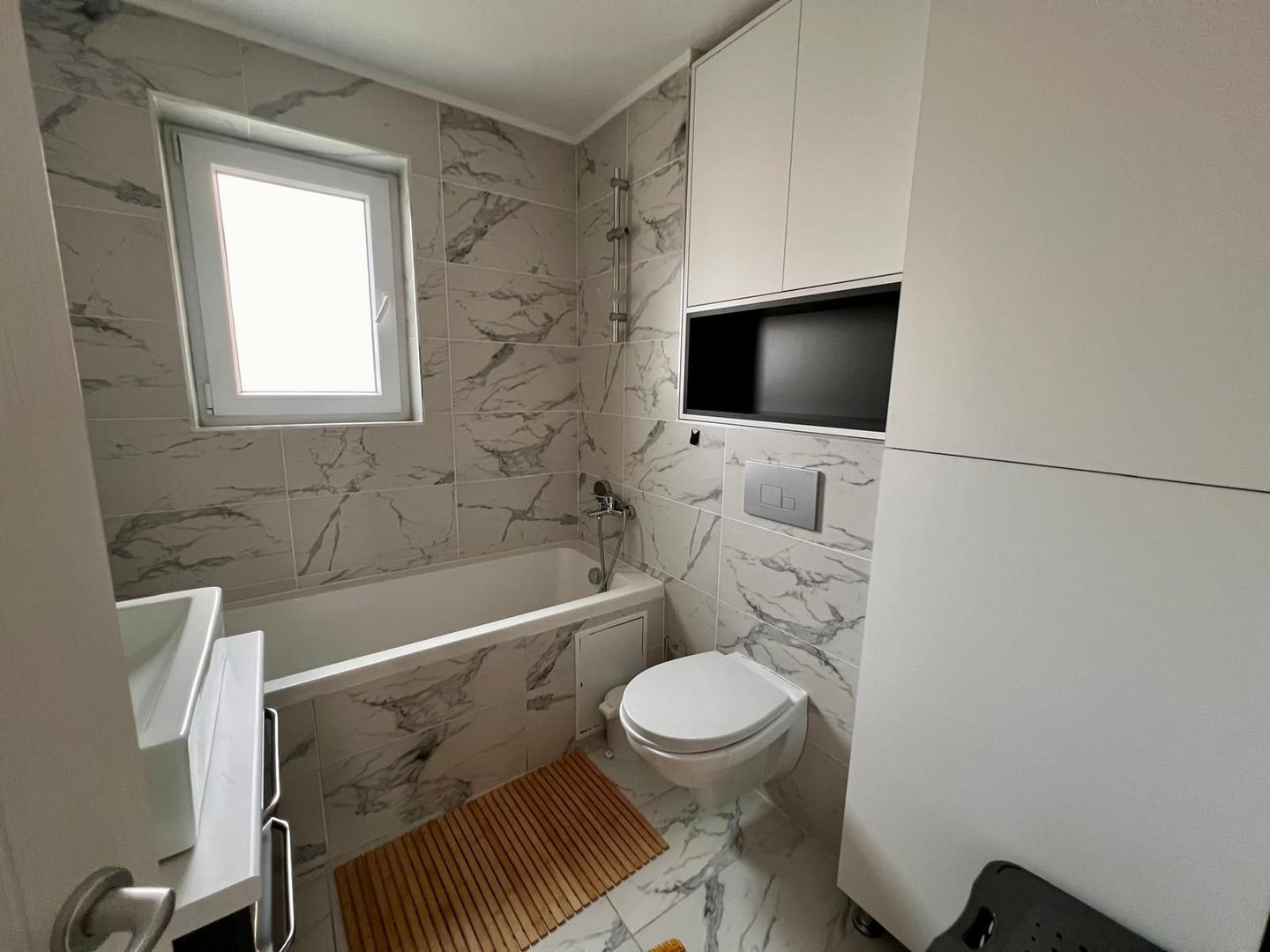 Vila 4 camere Ansamblul Rezidential Cosmopolis - Poză 11