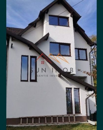 Casa P+E+M 5 camere, an 2019, renovat 2023, toate utilitatile - Poză 1