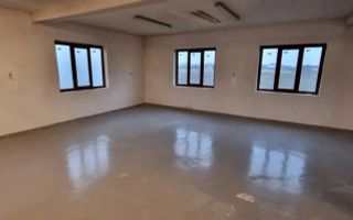 Vând casa și atelierul - Poză 2