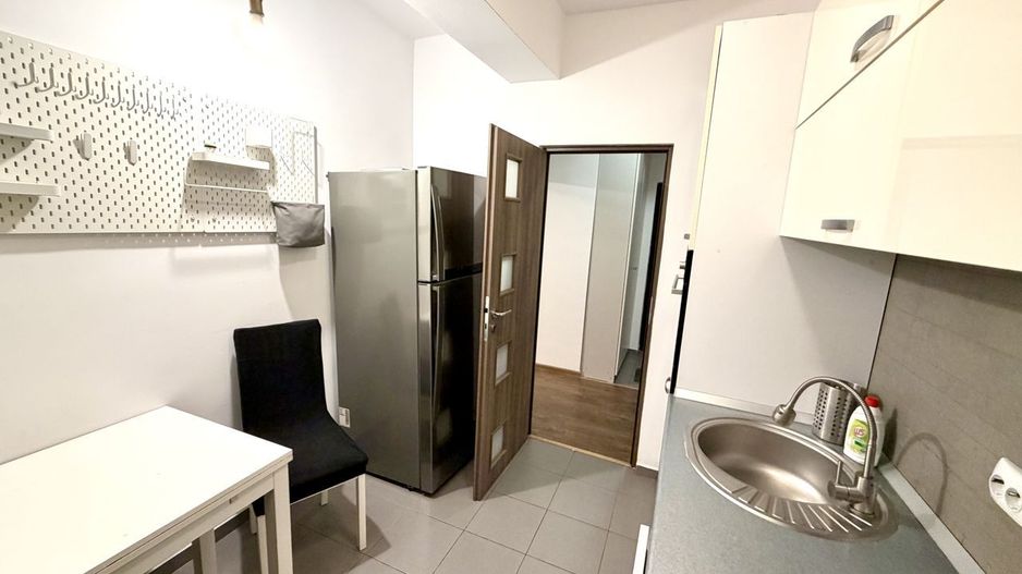 Apartament 2 cam decomandat • Metrou Leonida • Loc de parcare - Poză 5