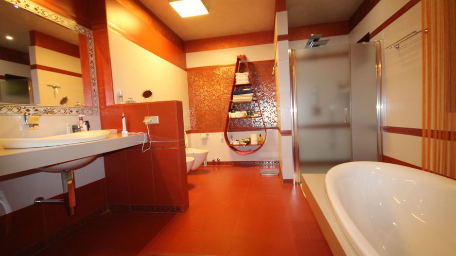 Lux la 5 minute de Iulius Twon - Poză 7