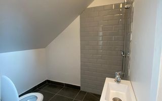 Apartament tip studio - zona 9 Mai - Poză 4