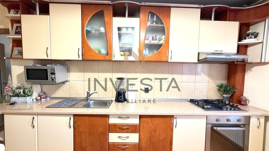 Apartament cu 3 camere in zona strazii Gorunului ! - Poză 4