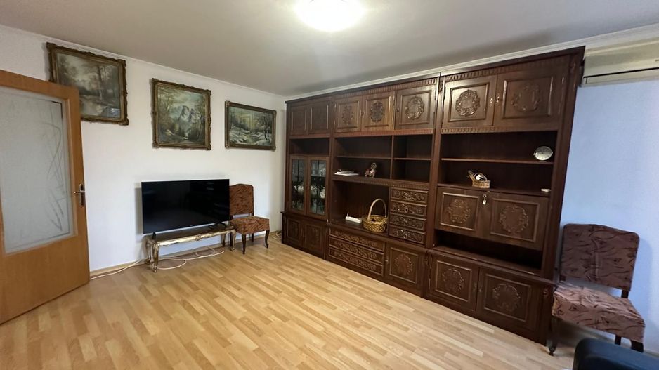 Apartament 3 camere Decomandat Brancoveanu Budimex Ocazie - Poză 1