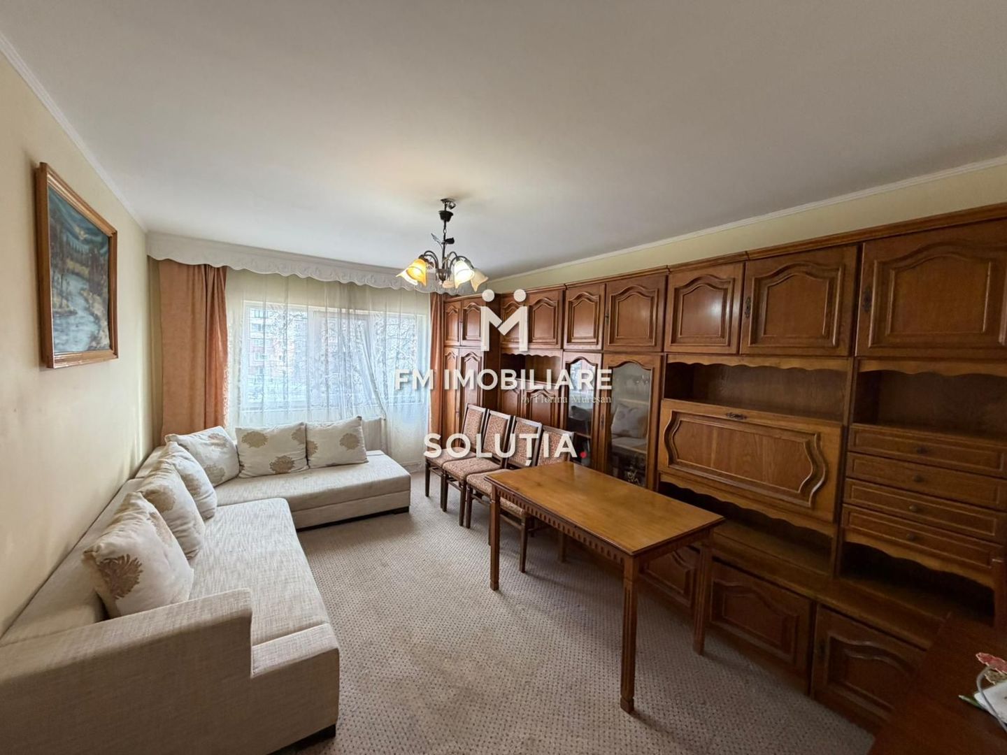 De închiriat apartament 2 camere, decomandat, situat la etajul 2. - Poză 2