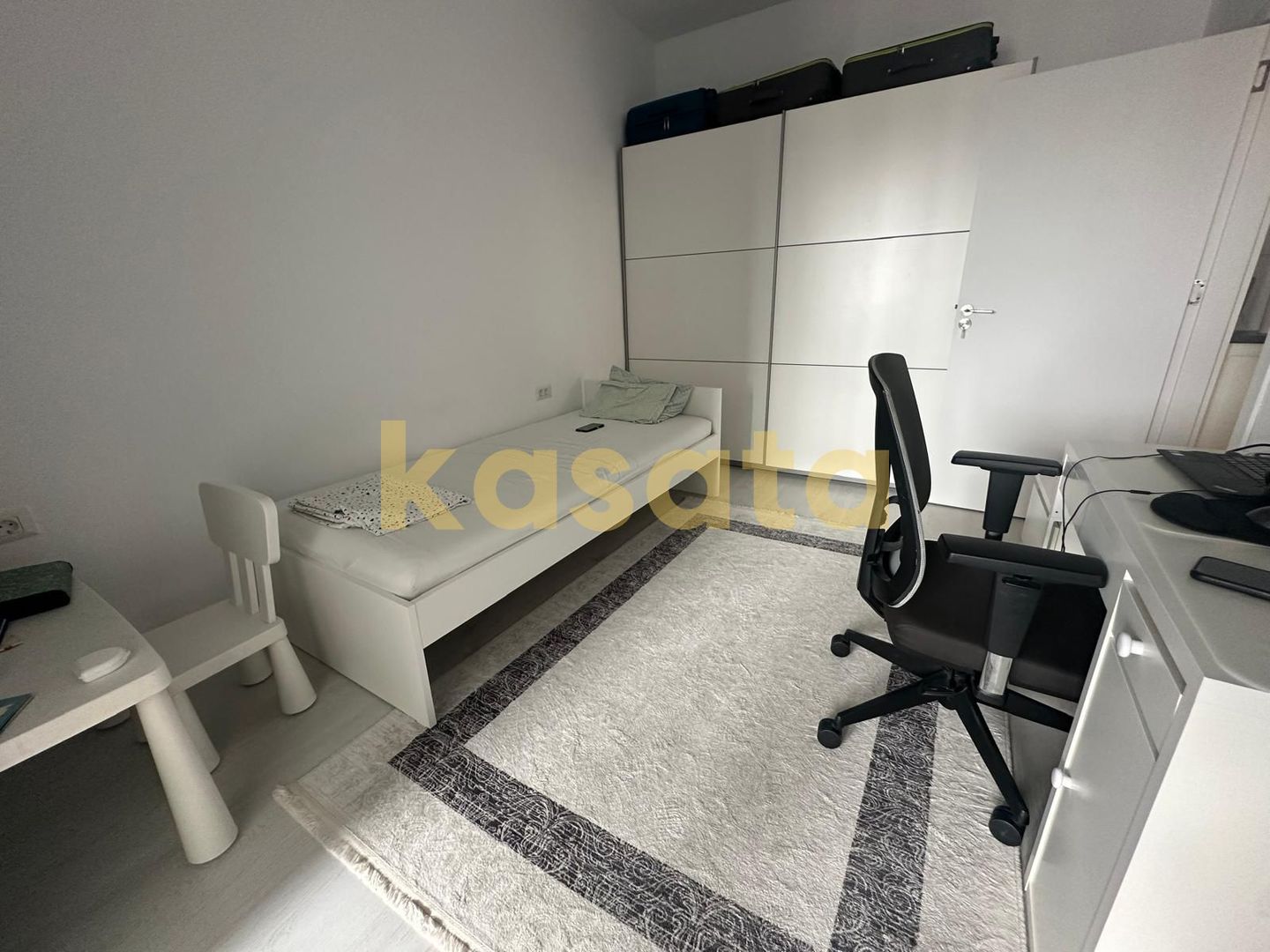 3 camere | Metrou 7 minute / loc parcare inclus - Poză 7