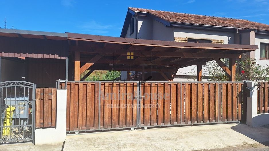 Casa tip duplex, 120 mp utili, teren 380 mp, parcare, finisata, Gilau - Poză 2