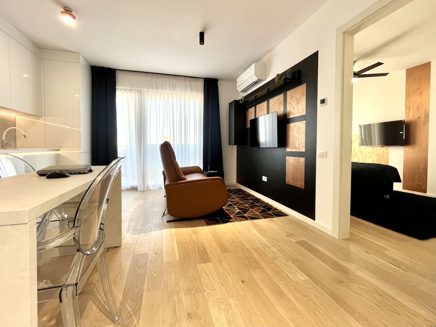 Apartament 2 camere, elegant si modern, Central - Piata 700 - Poză 2