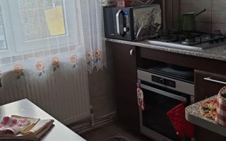 Garsoniera Micro 19,et3, in bloc mixt - Poză 1