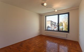 Vila deosebita cu 6 camere in Zorilor si teren de 760 m2 - Poză 9