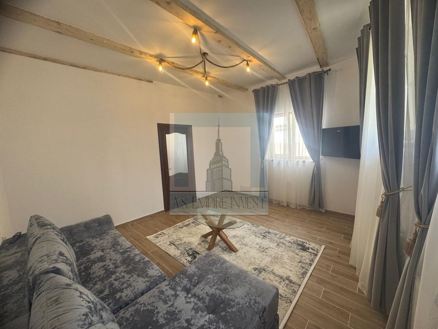 Casă renovată integral, mobilată și utilată – Șchei, Brașov - Poză 4