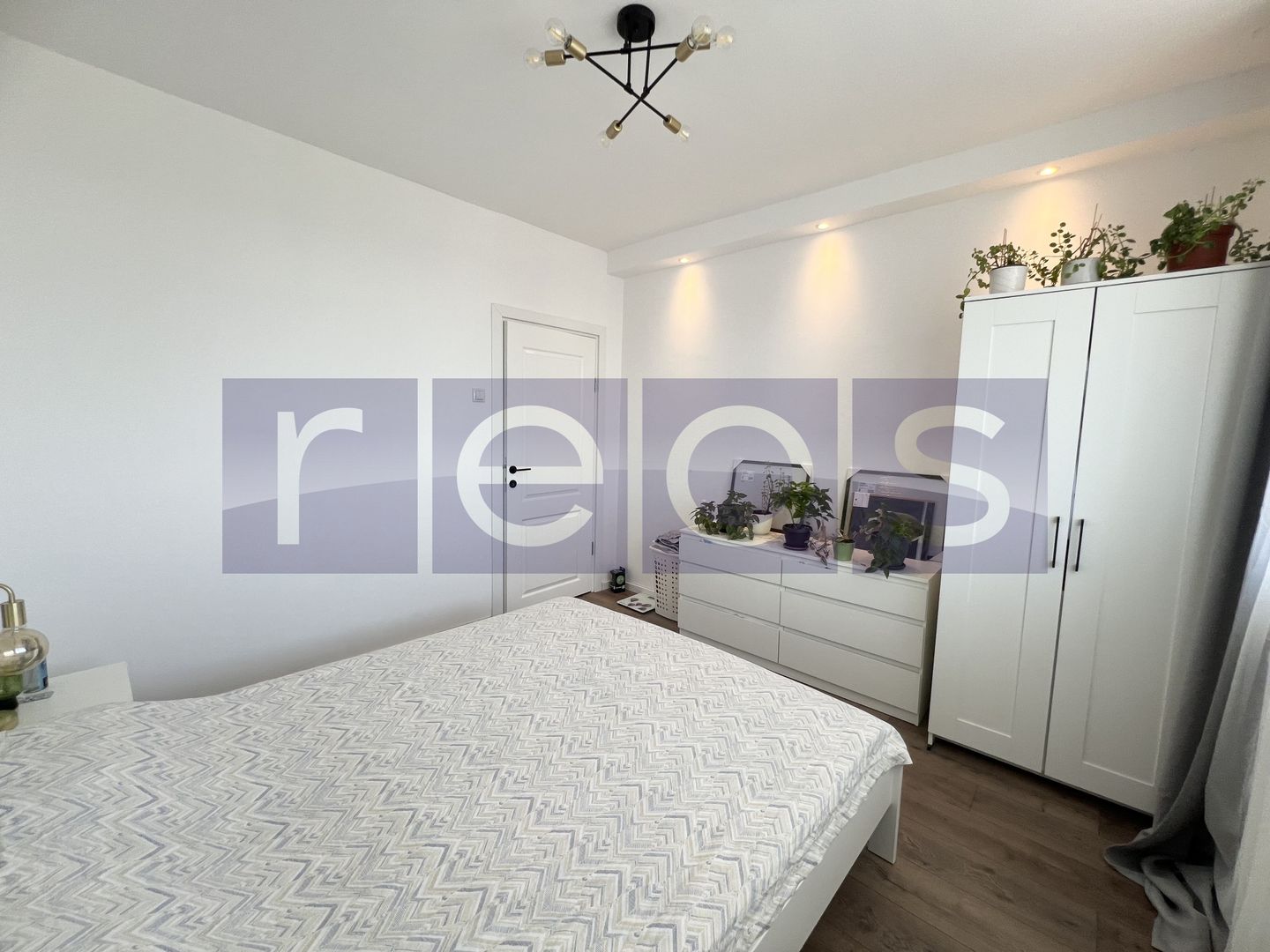 VANZARE 2 CAMERE | 1 MAI | RENOVAT 2024 | BALCON 10 MP | FARA RISC SEISMIC - Poză 4