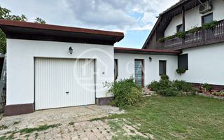 Casă de vânzare cu 4 camere si teren de 1000 mp in Salard, Bihor - Poză 5