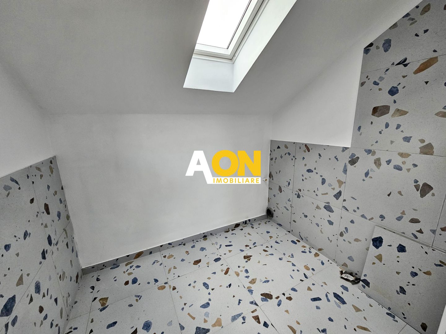 Casa finisata la cheie, 4 camere, 3 bai, 363 mp teren, zona Micesti - Poză 14