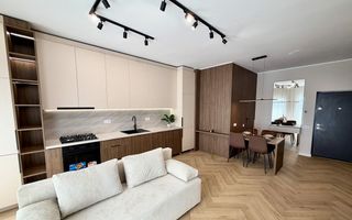 Apartament premium 2 camere, dressing, balcon, parcare subterana. - Poză 1