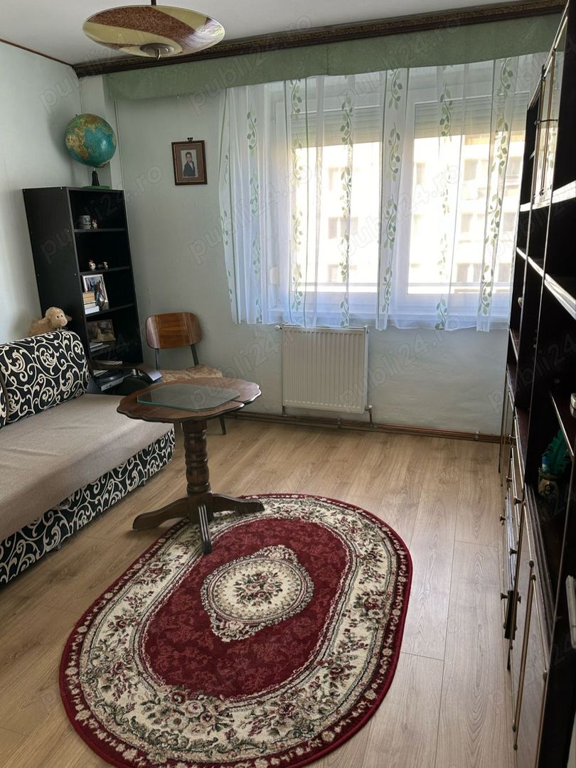 Ag BRASADAS vinde apartament cu 3 cam Piata Unirii etaj 2. - Poză 3