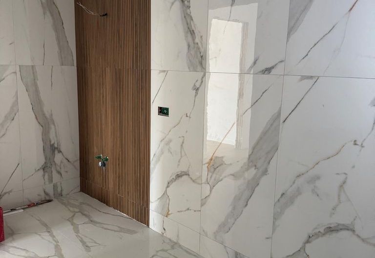 Casa modernă cu 4 camere și subsolb de vanzare - Poză 15