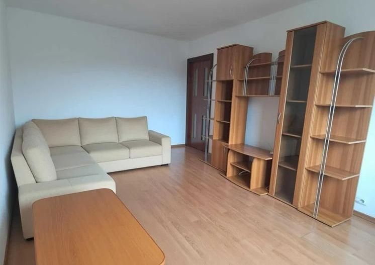 AP. 3 CAMERE - EROII REVOLUTIEI, BUCATARIE INCHISA, METROU 6 MIN - Poză 1