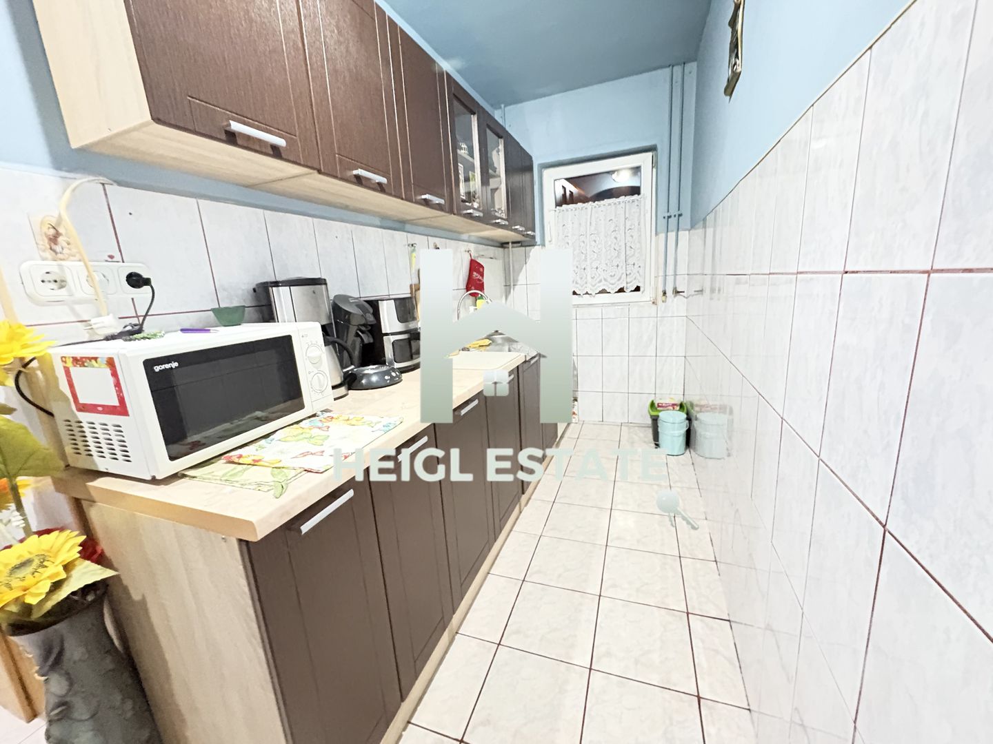 Apartament cu 3 camere in zona Dambovita - Poză 6