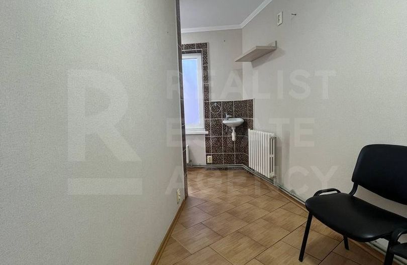 Chirie, spațiu comercial, strada Kiev, Bălți - Poză 6