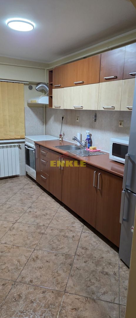 De închiriat apartament 3 camere – Zona Primăverii - Poză 5