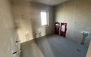 Duplex 5 camere despartit prin garaj | Giroc - Poză 13
