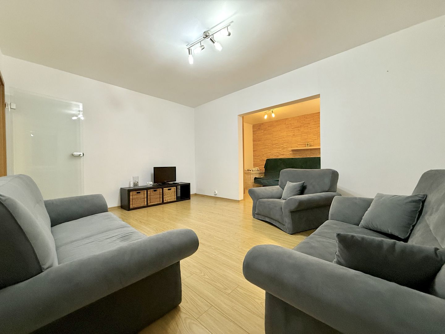 Apartament cu 3 camere în zona Gheorghe Lazăr - Dacia, pet friendly - Poză 3