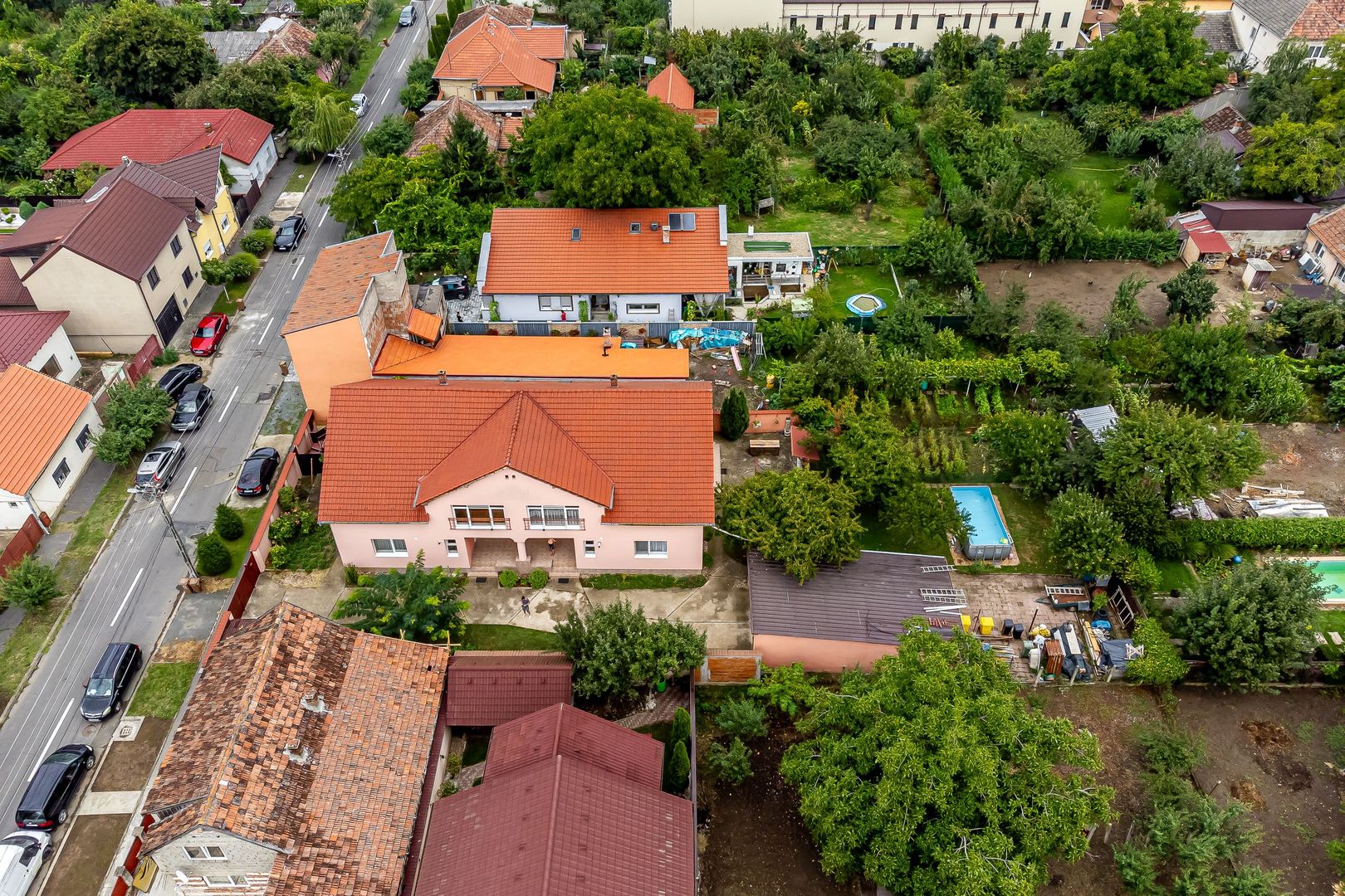 Casă mare cu două apartamente în Bujac - Poză 2