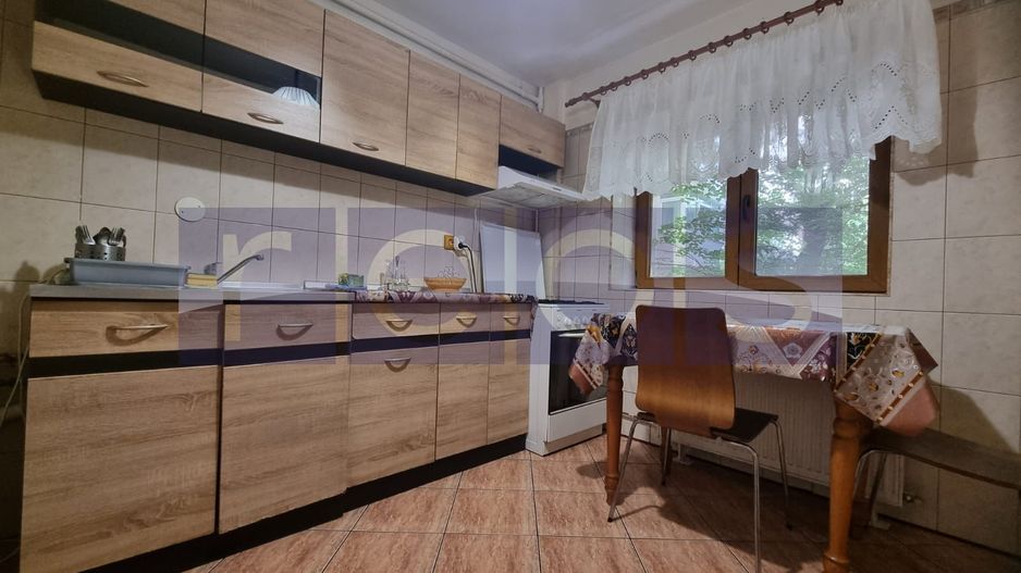 VANZARE - 4 -CAMERE DECOMANDAT - PIATA  VICTORIEI - Poză 15